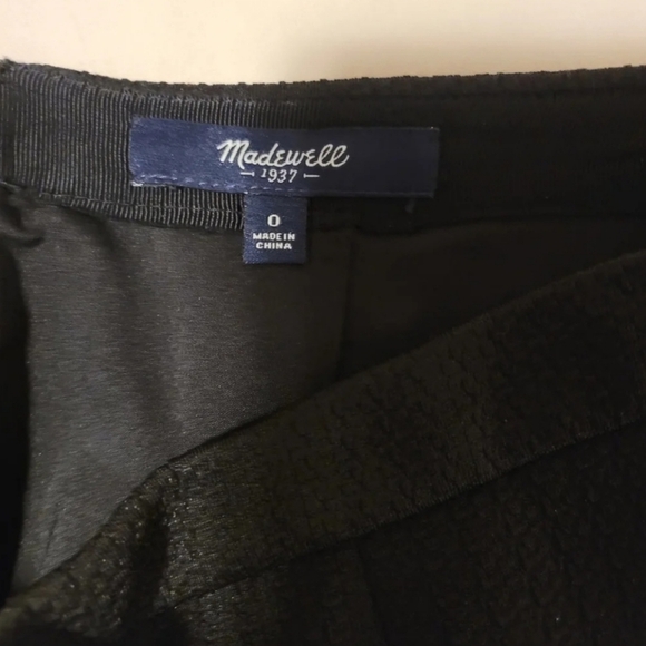 Madewell black Jacquard pleated skirt in pre-owned excellent conditions. Size 0 - Picture 6 of 9